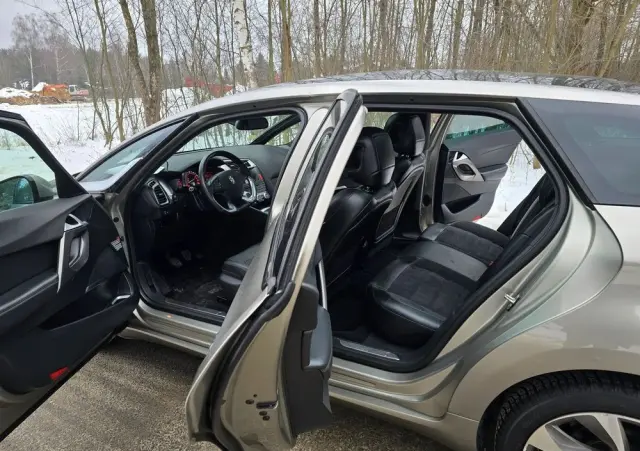 CITROËN DS5 HDi 165 SportChic