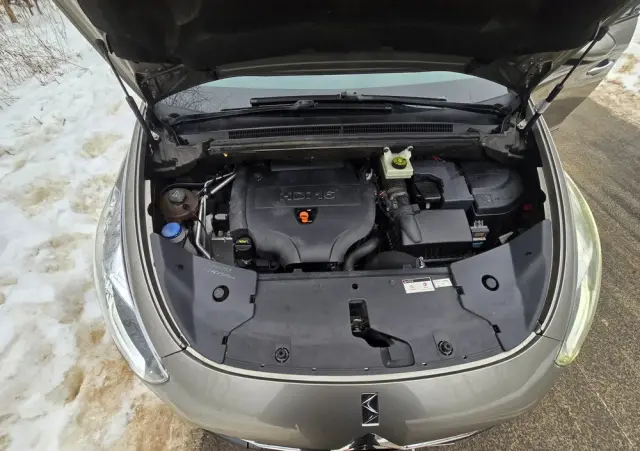 CITROËN DS5 HDi 165 SportChic