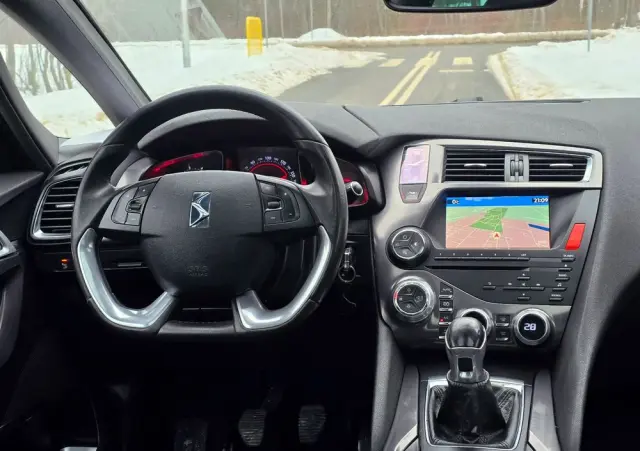 CITROËN DS5 HDi 165 SportChic