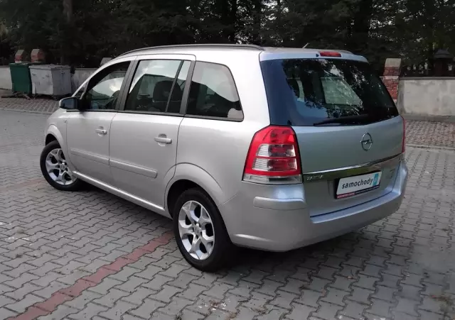 OPEL Zafira 1.8 Catch me