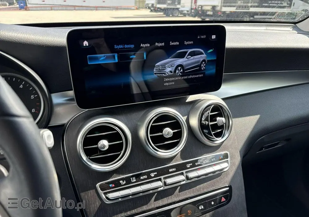 MERCEDES-BENZ GLC 200 d 4-Matic
