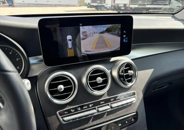 MERCEDES-BENZ GLC 200 d 4-Matic