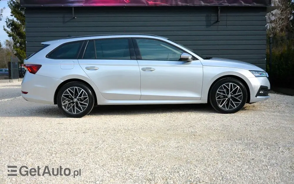 SKODA Octavia 1.5 TSI ACT Ambition