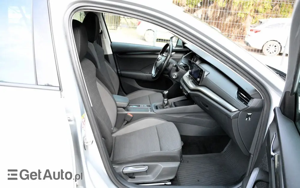 SKODA Octavia 1.5 TSI ACT Ambition