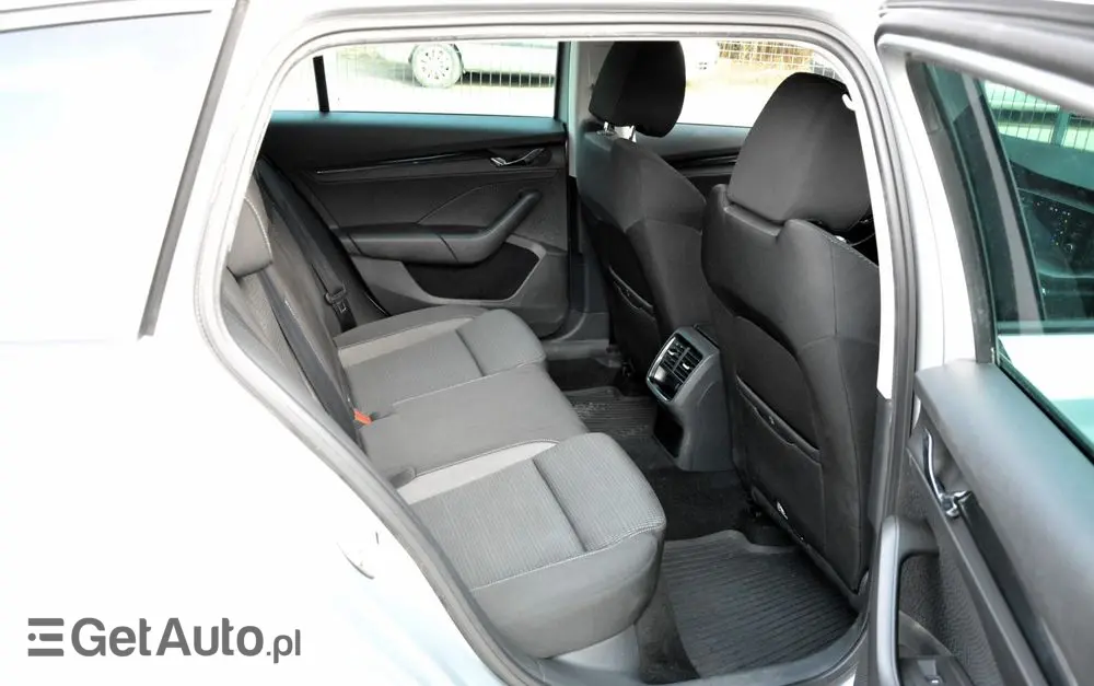 SKODA Octavia 1.5 TSI ACT Ambition