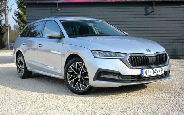SKODA Octavia 1.5 TSI ACT Ambition