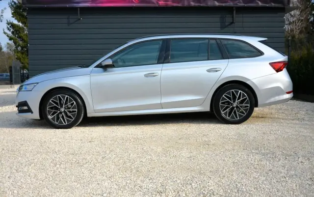 SKODA Octavia 1.5 TSI ACT Ambition