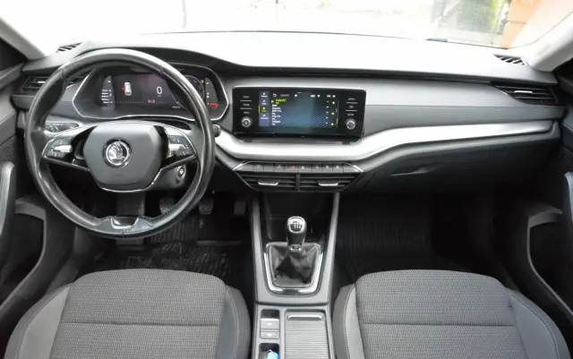 SKODA Octavia 1.5 TSI ACT Ambition