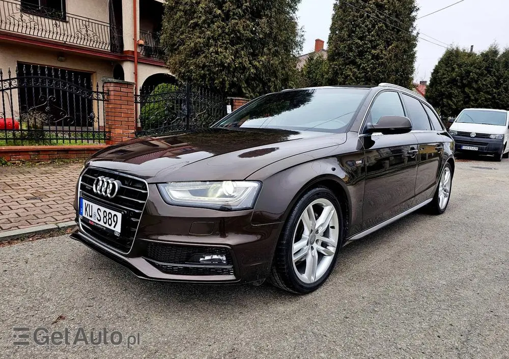 AUDI A4 Avant 2.0 TDI DPF quattro S line Sportpaket