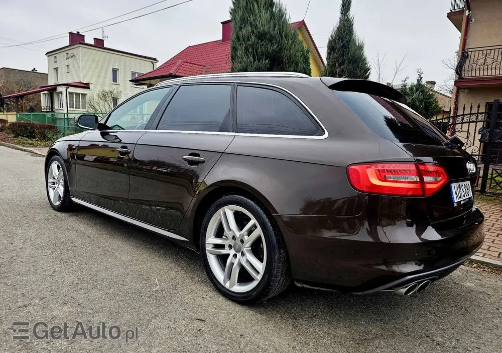 AUDI A4 Avant 2.0 TDI DPF quattro S line Sportpaket