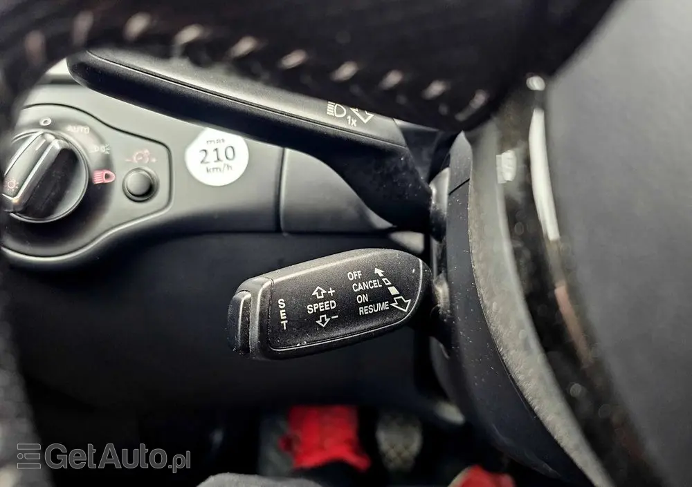 AUDI A4 Avant 2.0 TDI DPF quattro S line Sportpaket