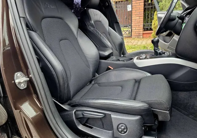 AUDI A4 Avant 2.0 TDI DPF quattro S line Sportpaket