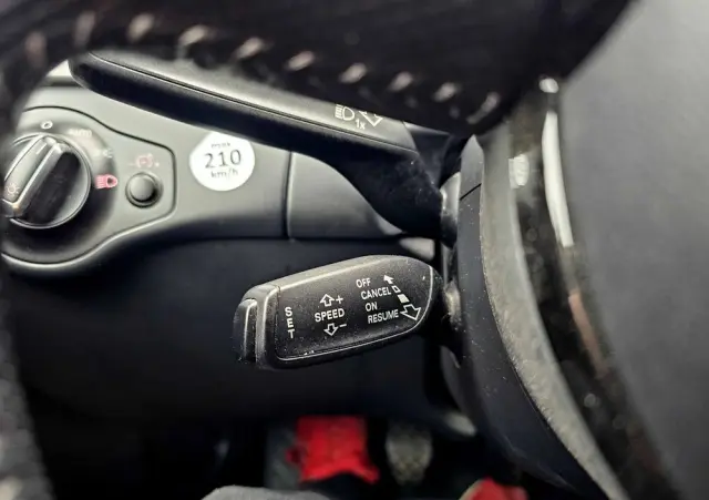 AUDI A4 Avant 2.0 TDI DPF quattro S line Sportpaket