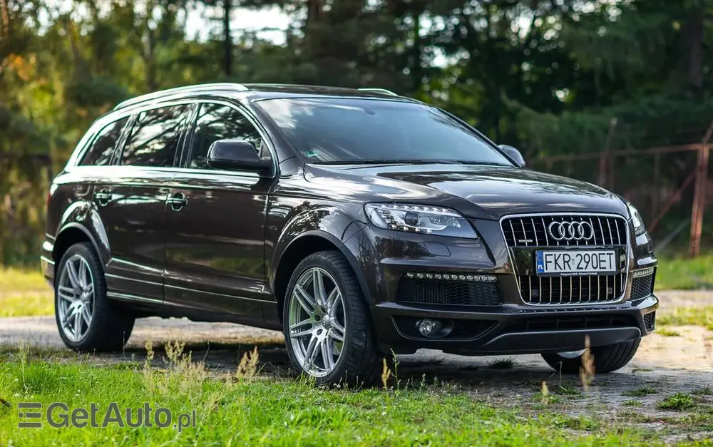 AUDI Q7 