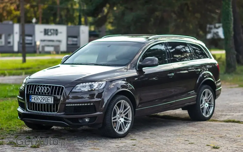 AUDI Q7 