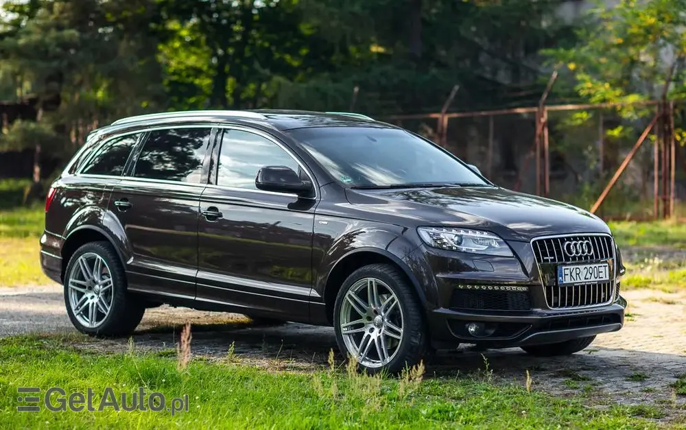 AUDI Q7 