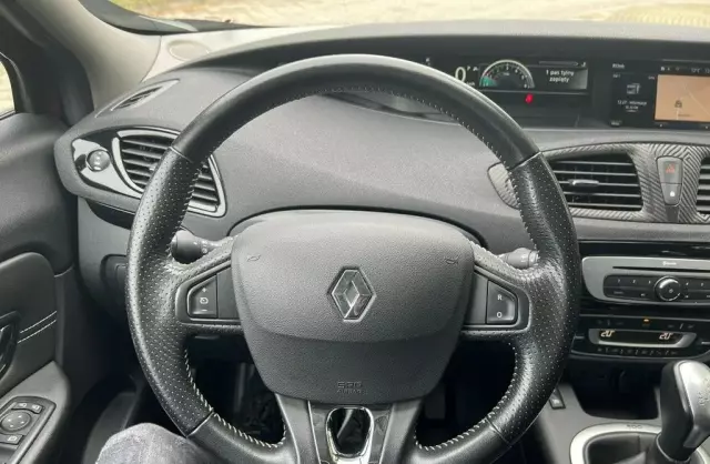 RENAULT Scenic 