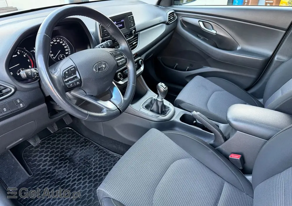 HYUNDAI I30 1.5 DPI Classic +