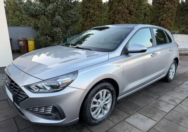 HYUNDAI I30 1.5 DPI Classic +