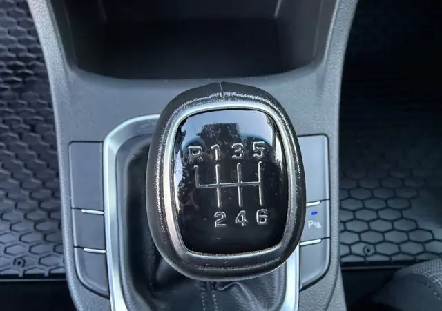 HYUNDAI I30 1.5 DPI Classic +