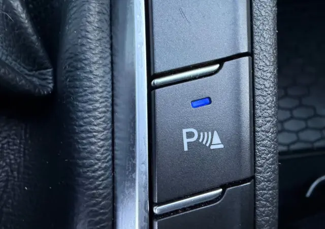 HYUNDAI I30 1.5 DPI Classic +