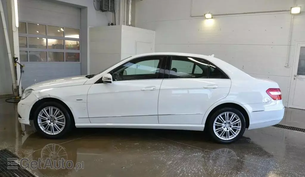 MERCEDES-BENZ Klasa E 