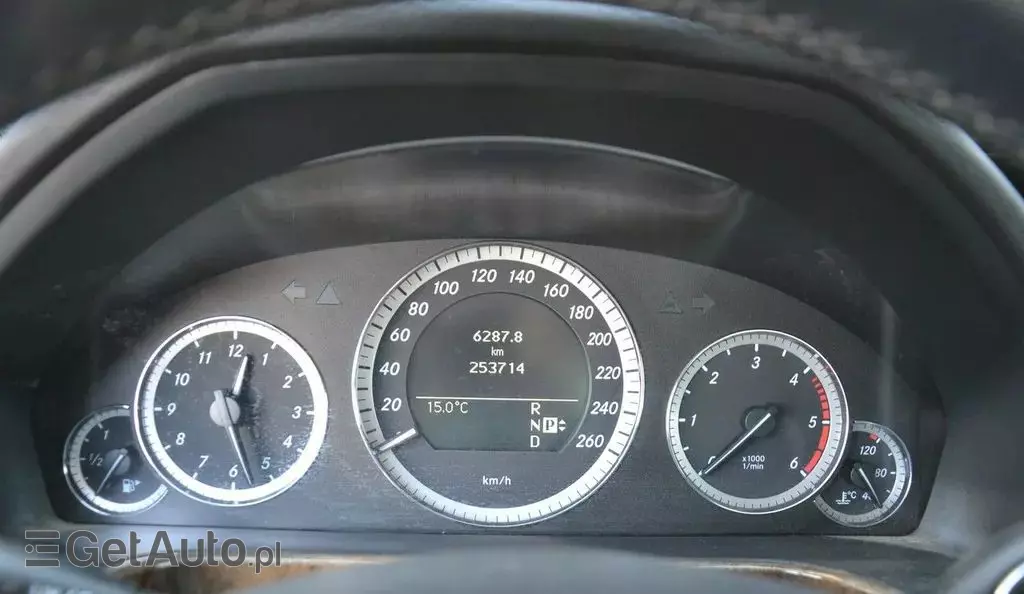 MERCEDES-BENZ Klasa E 