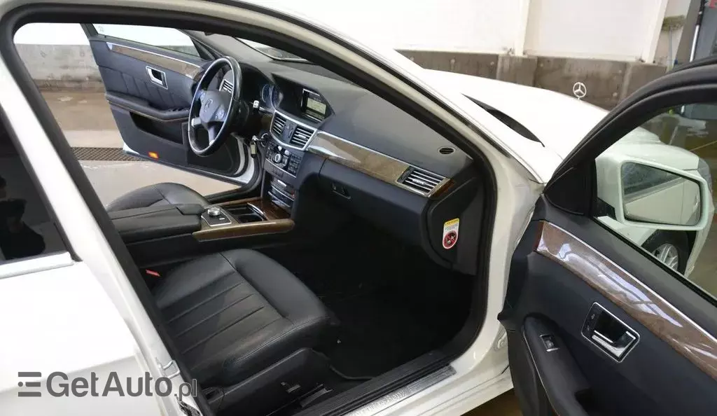MERCEDES-BENZ Klasa E 