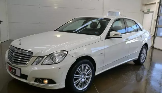 MERCEDES-BENZ Klasa E 