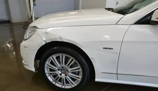 MERCEDES-BENZ Klasa E 