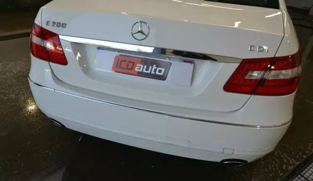 MERCEDES-BENZ Klasa E 