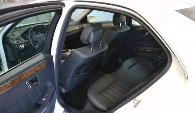 MERCEDES-BENZ Klasa E 