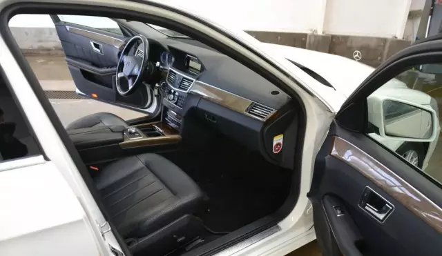 MERCEDES-BENZ Klasa E 