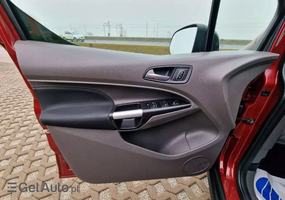 FORD Tourneo Connect Grand 