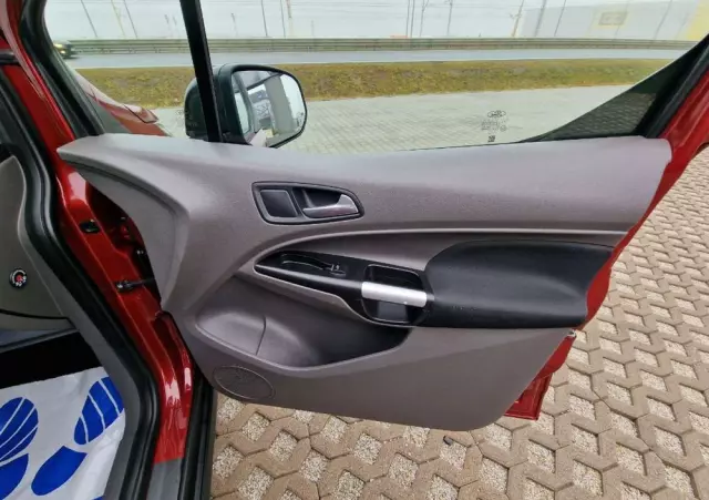 FORD Tourneo Connect Grand 