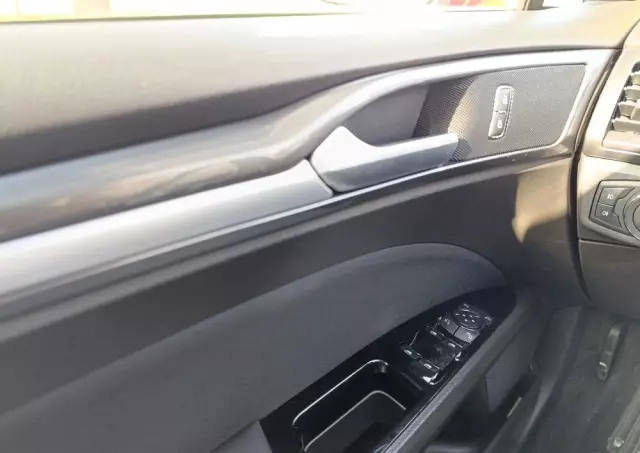 FORD Mondeo 1.5 EcoBoost Edition