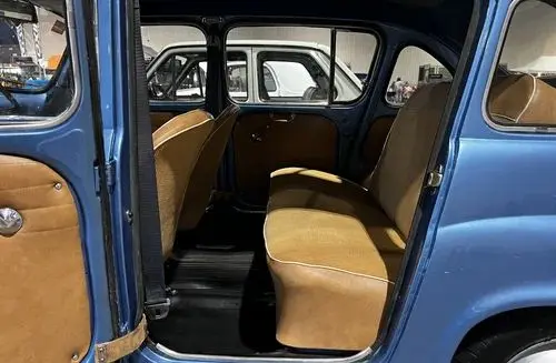 SEAT 800 