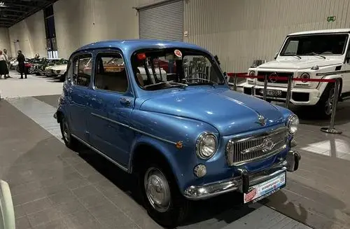 SEAT 800 