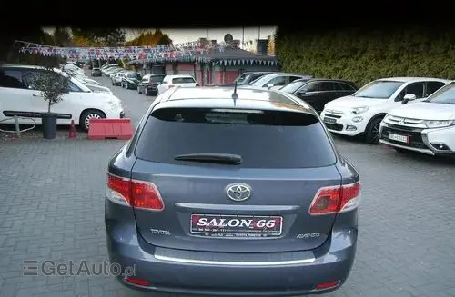 TOYOTA Avensis 