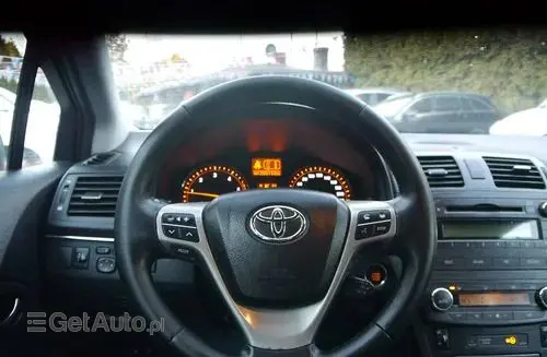 TOYOTA Avensis 