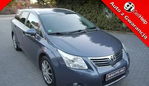 TOYOTA Avensis 