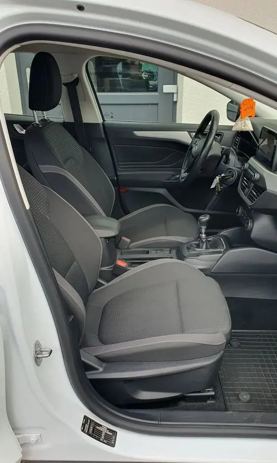 FORD Focus 1.0 EcoBoost Connected