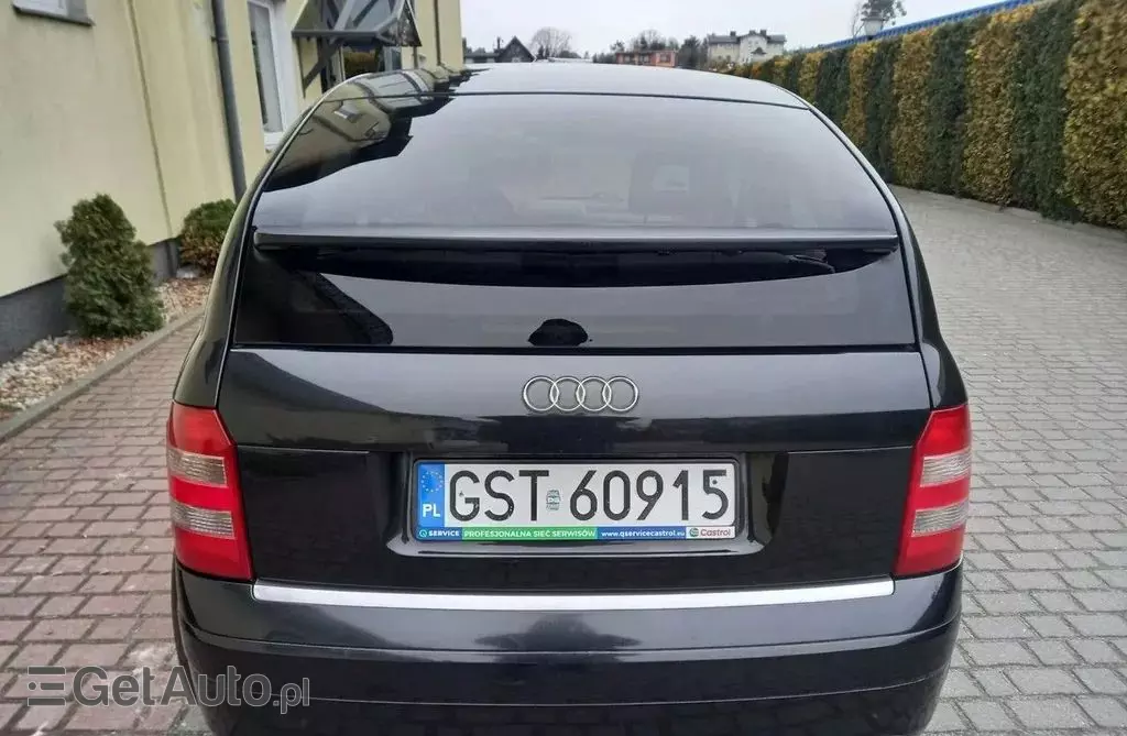 AUDI A2 