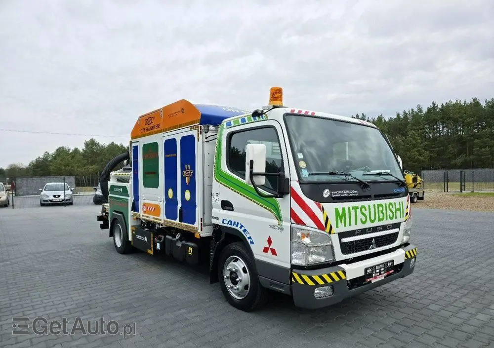 MITSUBISHI CANTER odkurzacz koparka ssąca substancje sypkie CITY SAUGER 