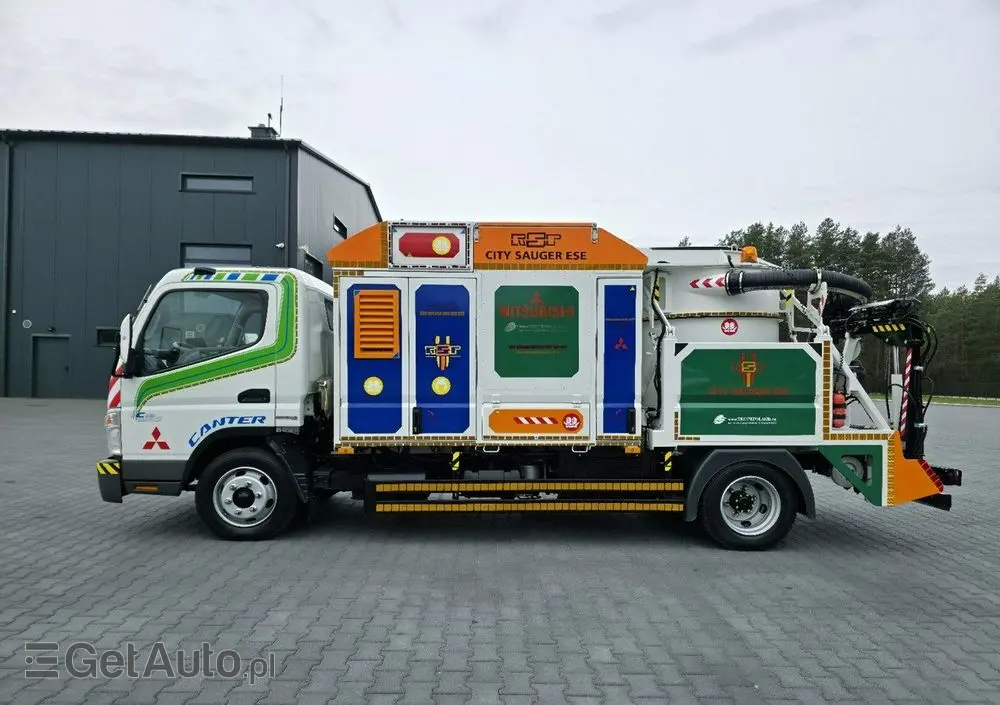 MITSUBISHI CANTER odkurzacz koparka ssąca substancje sypkie CITY SAUGER 