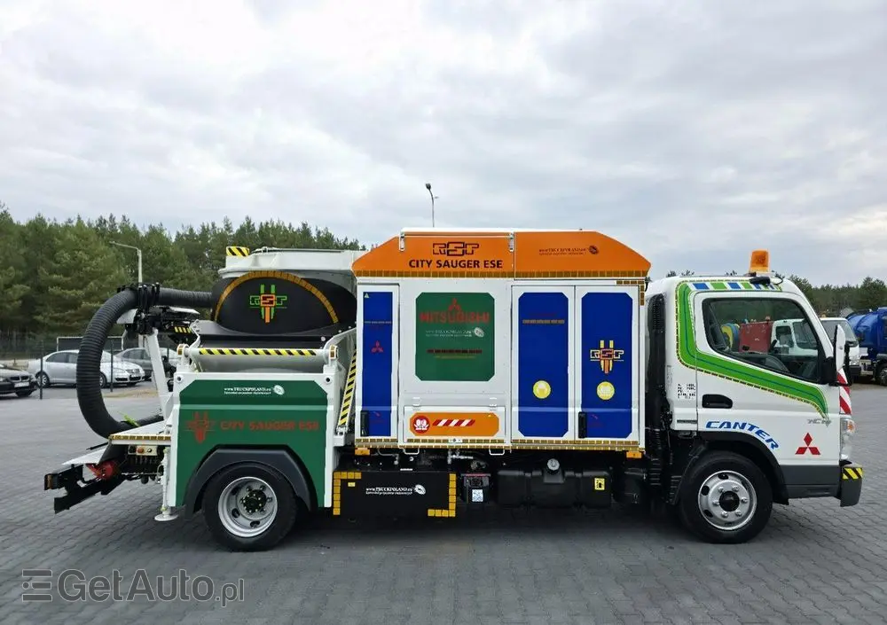 MITSUBISHI CANTER odkurzacz koparka ssąca substancje sypkie CITY SAUGER 
