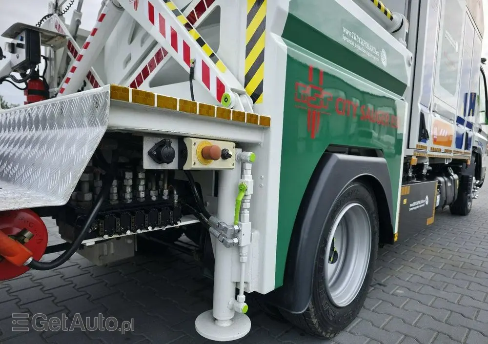 MITSUBISHI CANTER odkurzacz koparka ssąca substancje sypkie CITY SAUGER 