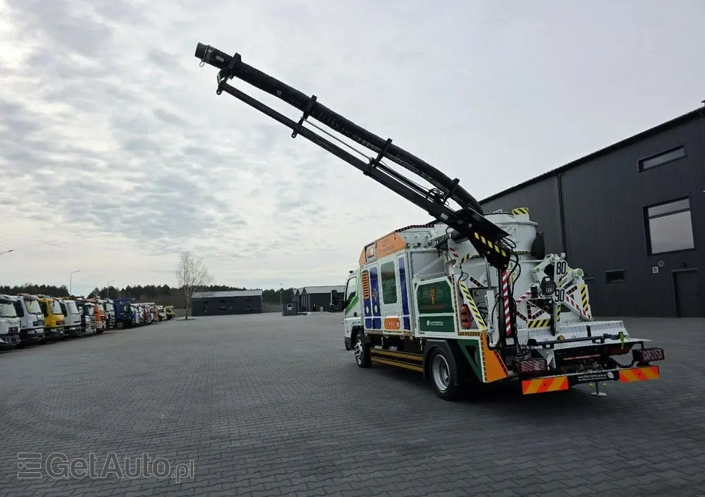 MITSUBISHI CANTER odkurzacz koparka ssąca substancje sypkie CITY SAUGER 