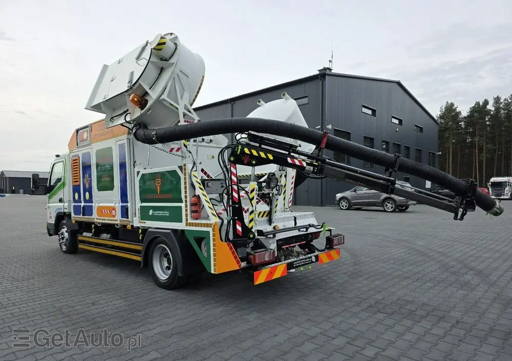 MITSUBISHI CANTER odkurzacz koparka ssąca substancje sypkie CITY SAUGER 