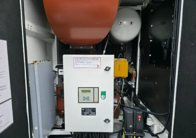 MITSUBISHI CANTER odkurzacz koparka ssąca substancje sypkie CITY SAUGER 